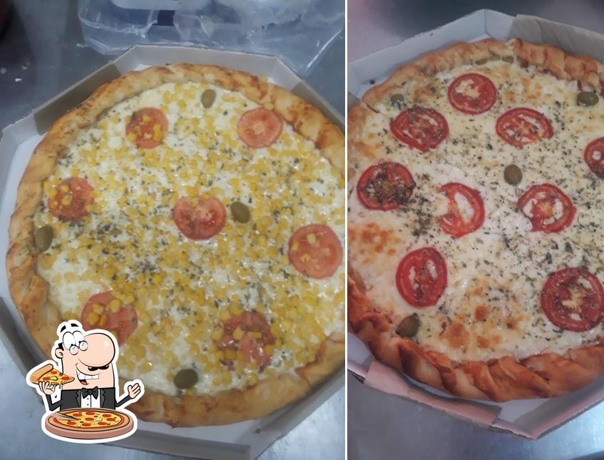 No Tonhos Pizza Bar, você pode provar pizza