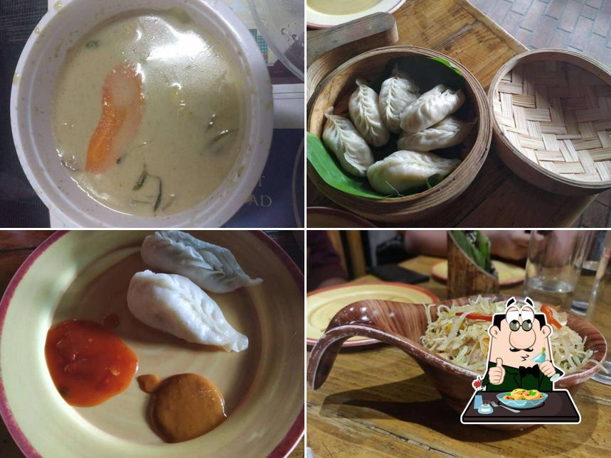 Food at Auntie Fung's