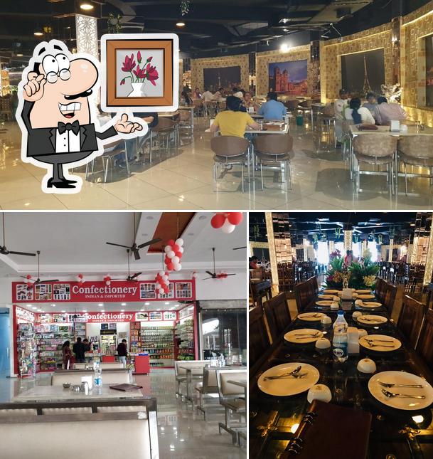 The interior of Golden Hut Restaurants & Rooms In Sonipat
