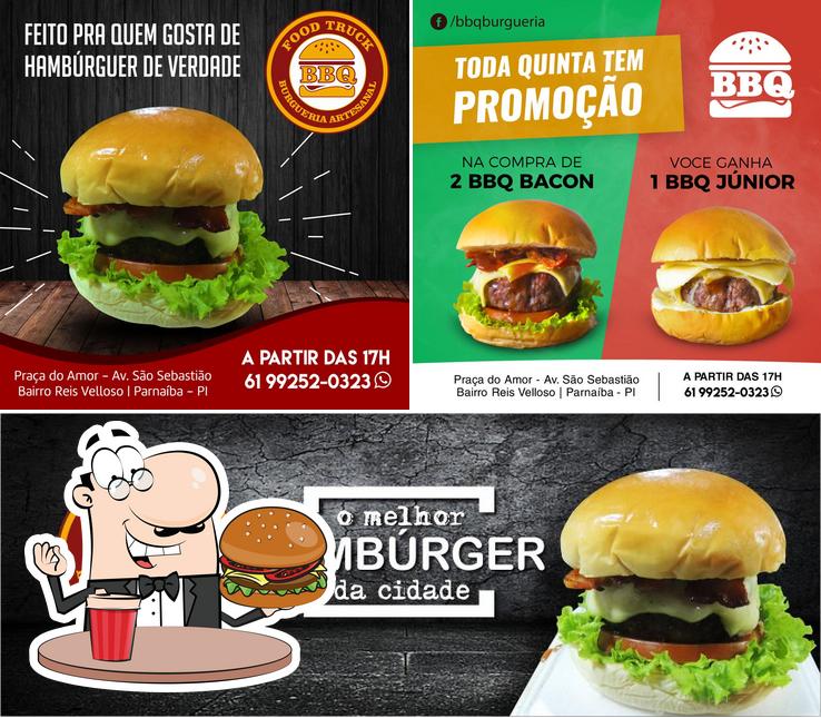 Consiga um hambúrguer no BBQ Burgueria