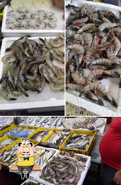 Попробуйте блюда с морепродуктами в "Taverna Balagan"