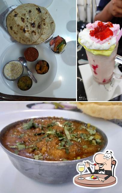 Food at Anand Bhoj