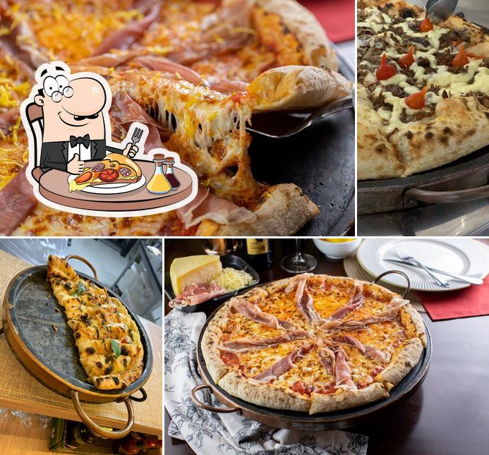 Escolha pizza no Castelinho Pizzaria E Empório