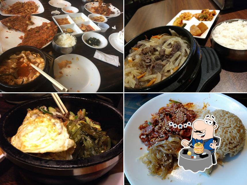 Еда в "Kim Chi II Korean Restaurant"