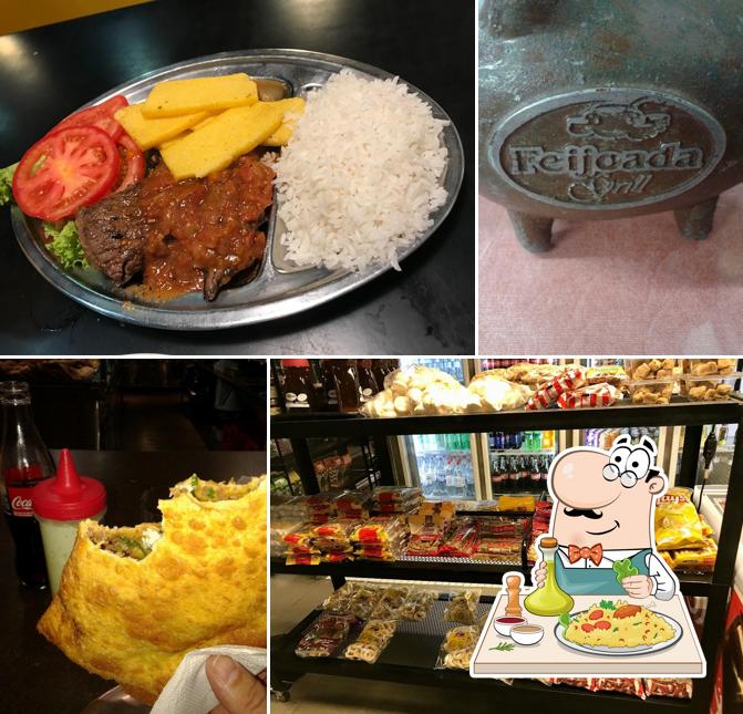 Comida em Feijoada Grill