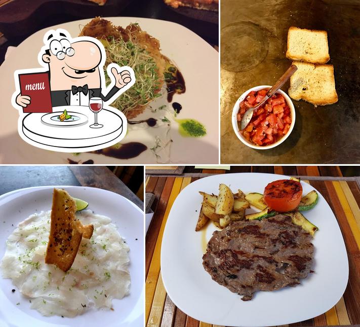 Meals at Luna de Plata Hotel Restaurante