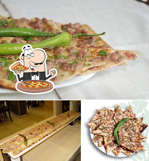 Order pizza at Konya Tandır
