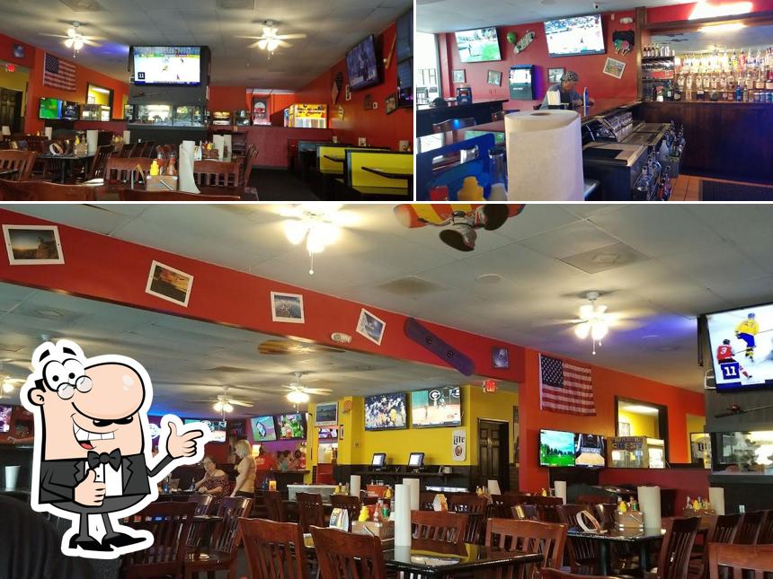 Xtreme Wings Sports Bar and Grille Main St, 11565 N Main St Unit 109