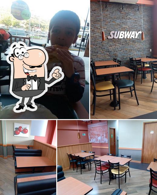 O interior do Subway