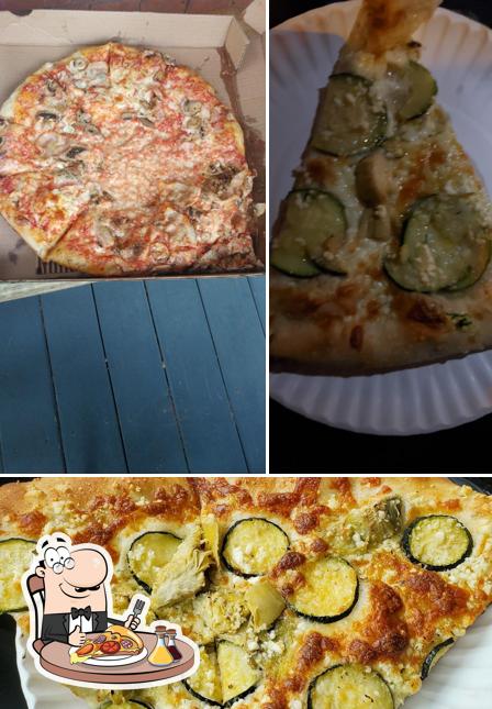 Try out pizza at Pizzaiolo