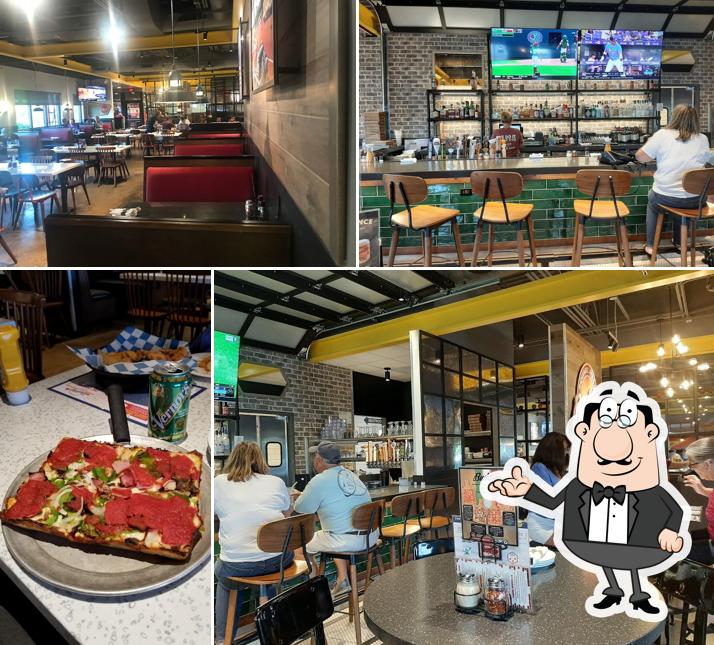 Check out how Buddy's Pizza looks inside