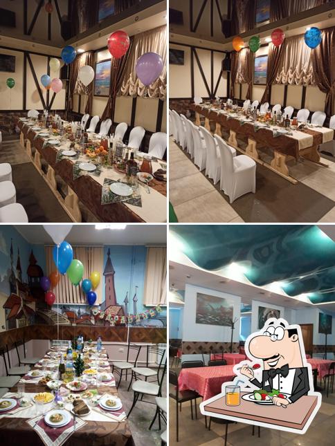The photo of food and interior at Kafe Volna