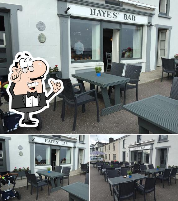 Hayes' Bar & Kitchen in Glandore Restaurant reviews