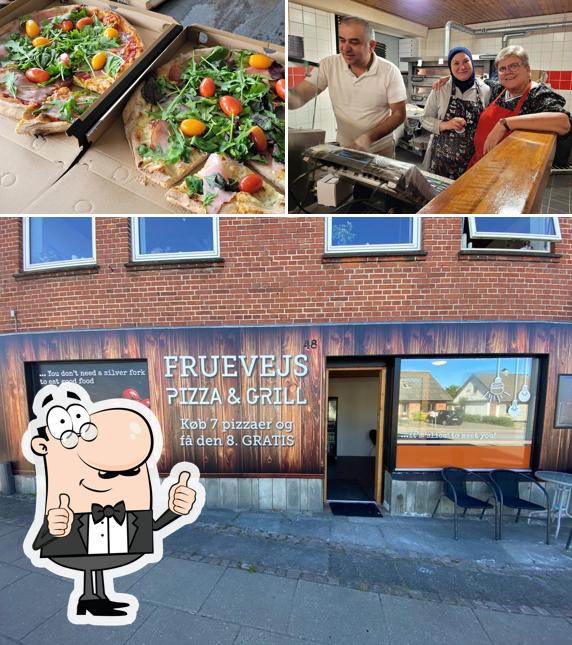 Fruevejs Pizza & Grill