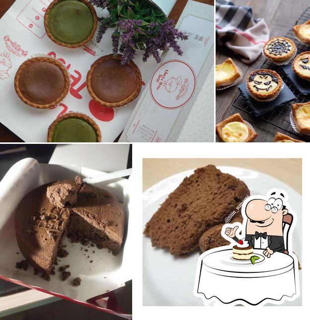 Uncle Tetsu serves a number of desserts