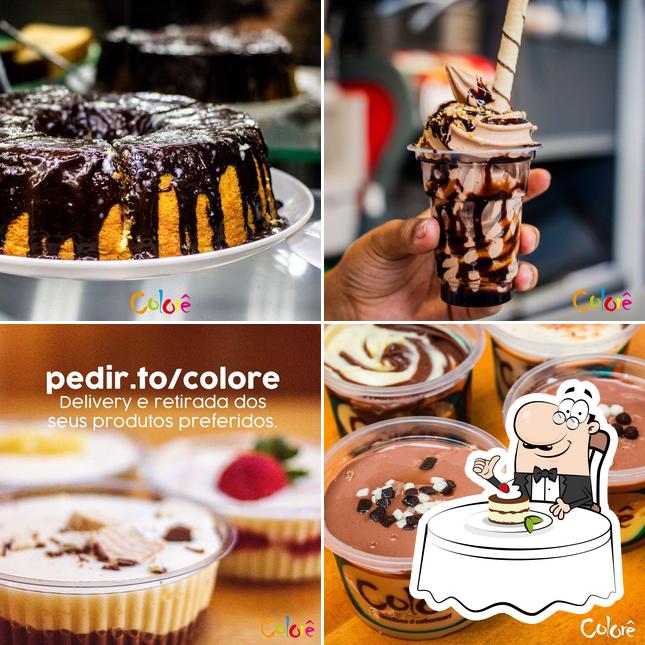 Colorê serve uma variedade de pratos doces