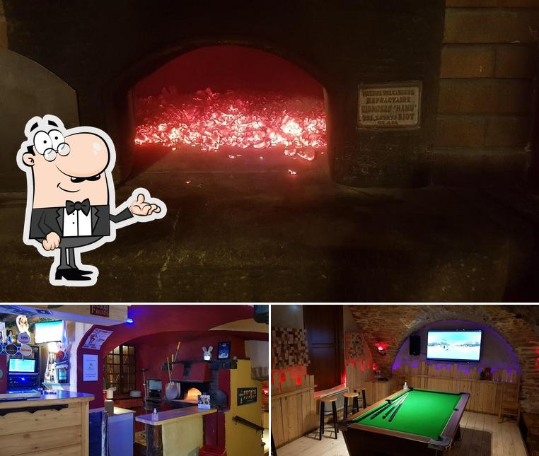 Check out how LAPAKI BAR looks inside