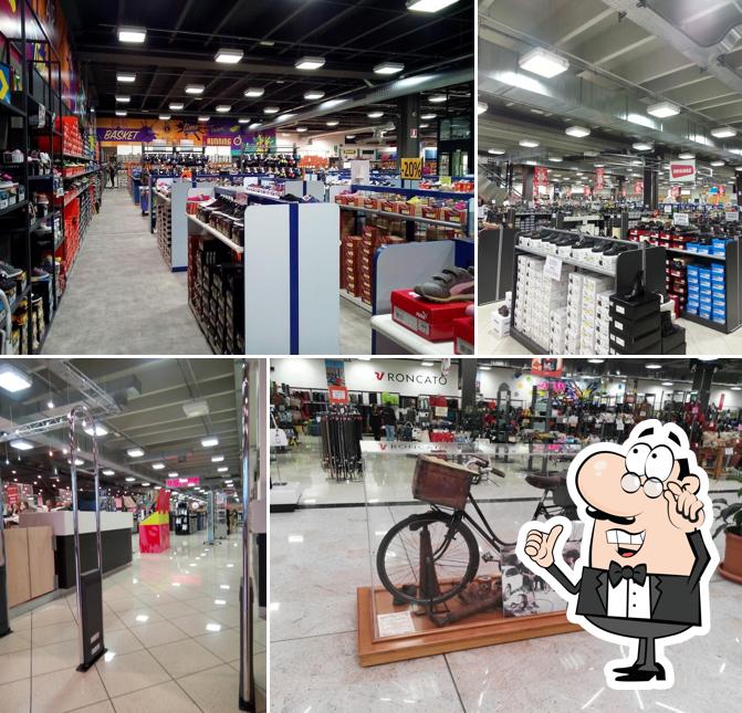 Siediti a un tavolo di Gonzato Abbigliamento & Calzature