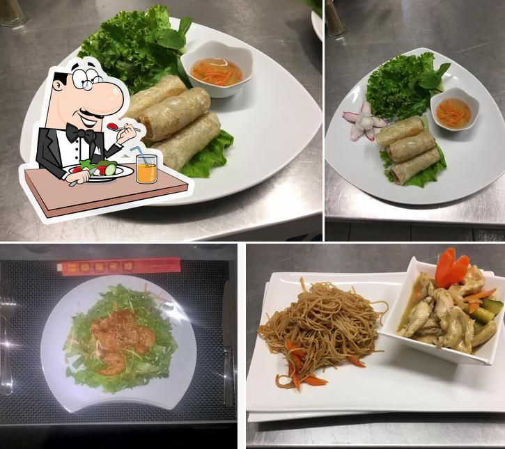 Nourriture à Restaurant asiatique kim loan