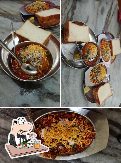 Meals at Khasbag Misal