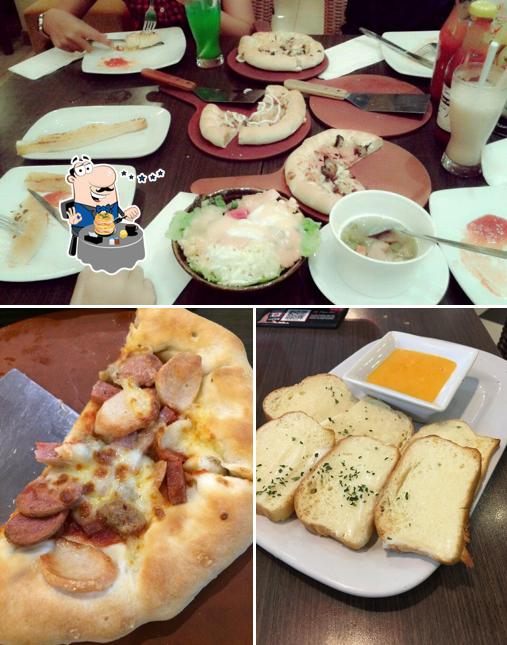 Platos en Pizza Hut Restoran