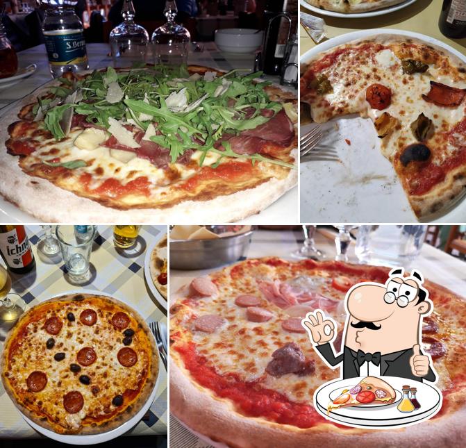 Scegli una pizza a Pizzeria Ristorante Piazza Maino