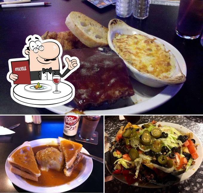 Coach's Corner Sports Pub in Deerwood Restaurant menu and reviews