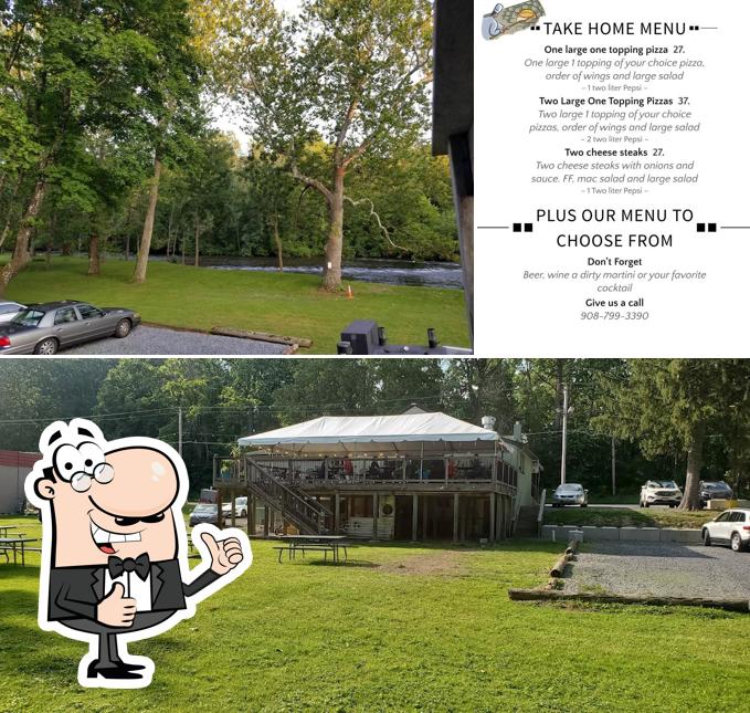 Waters Edge in Belvidere Restaurant menu and reviews