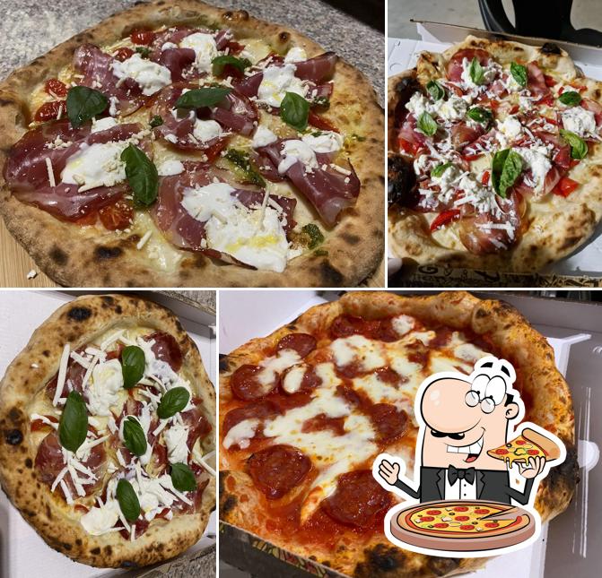 Ordina tra le svariate varianti di pizza