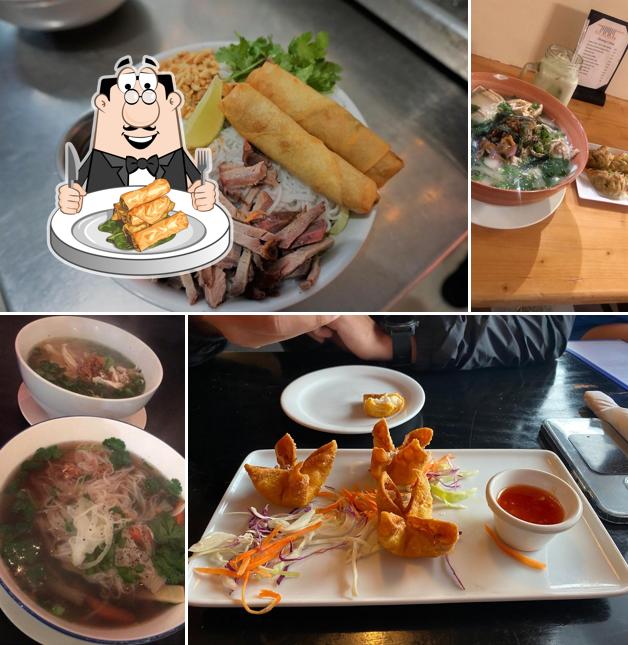 OCha Noodle Cafe in Beaufort Restaurant menu and reviews