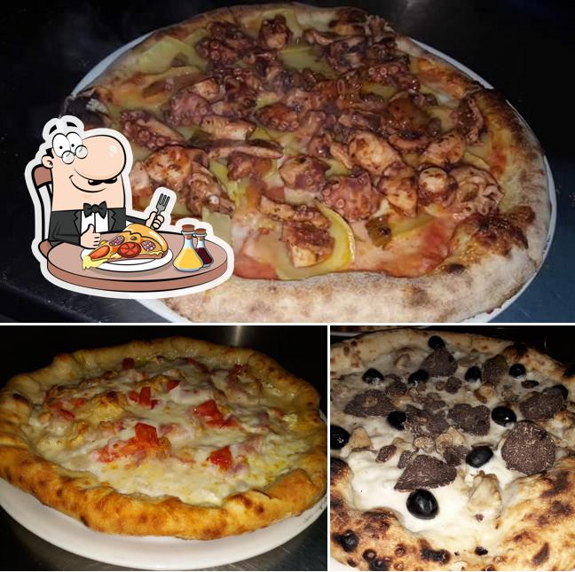 Ordina tra le svariate varianti di pizza
