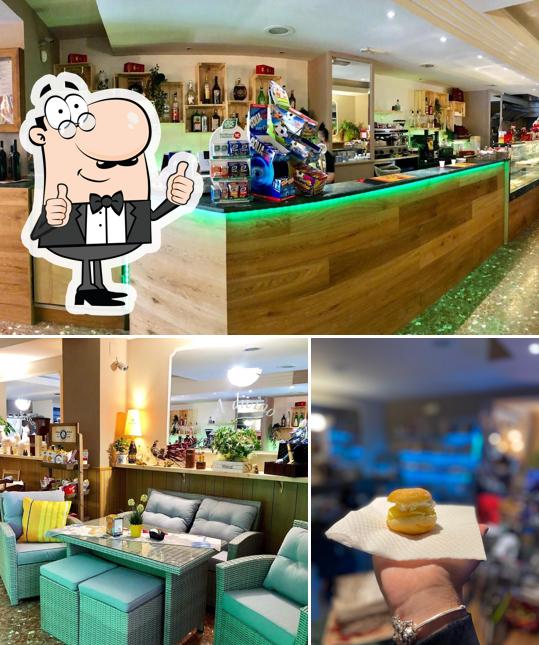Bar Brothes Cafe