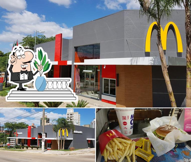 A ilustração da exterior e cidadãos no McDonald's