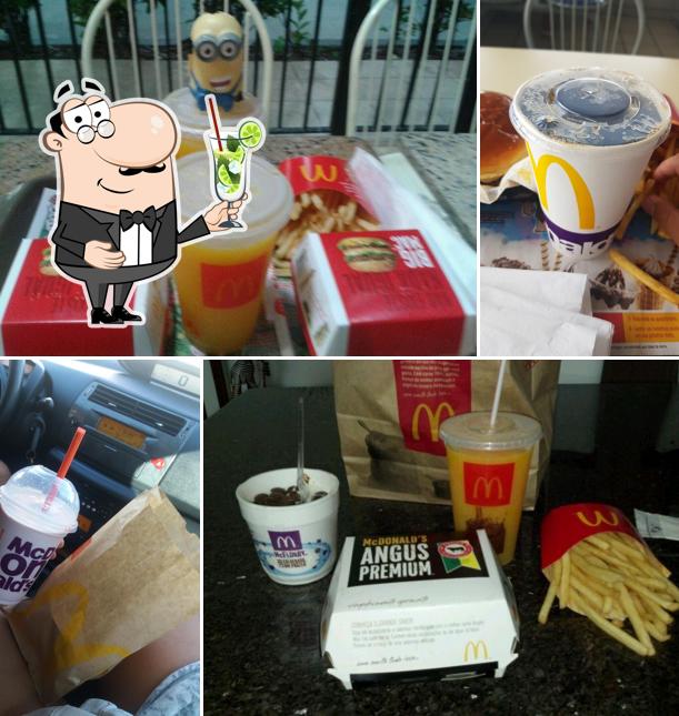 Desfrute de uma bebida no McDonald's