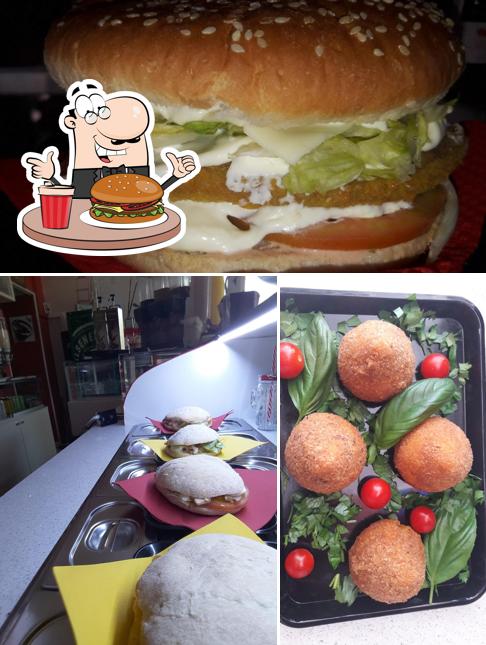 Prenditi un hamburger a MULTISERVIZI BALDARI &CREA