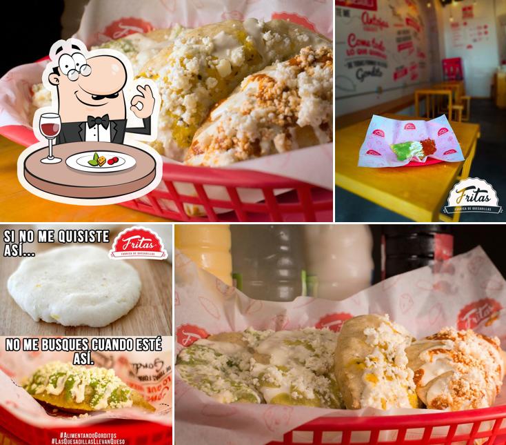 Restaurante Fritas Fábrica del Quesadillas, Morelia, Blvd. García de