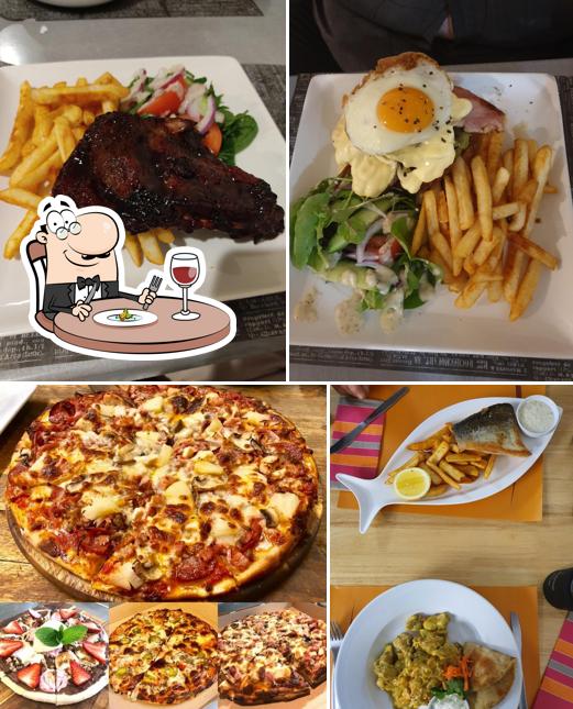 Saunders Beach Bistro and Pizzeria in Townsville Restaurant menu and reviews