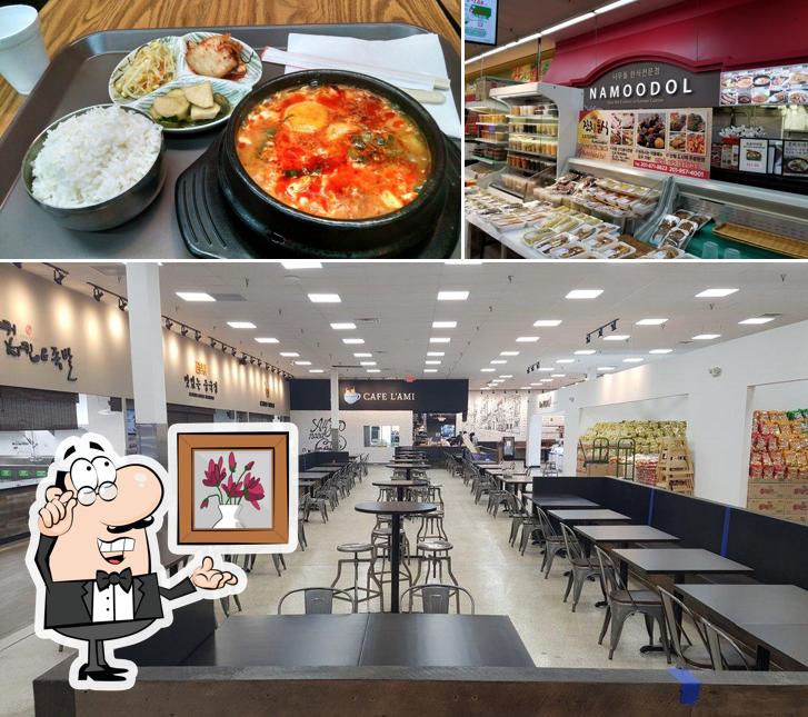 This is the photo depicting interior and seo_images_cat_42 at Hmart