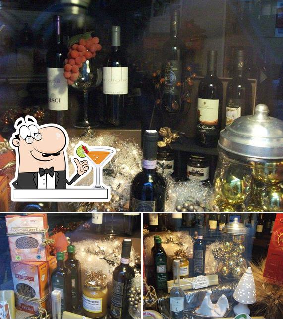 Goditi un drink dal menu