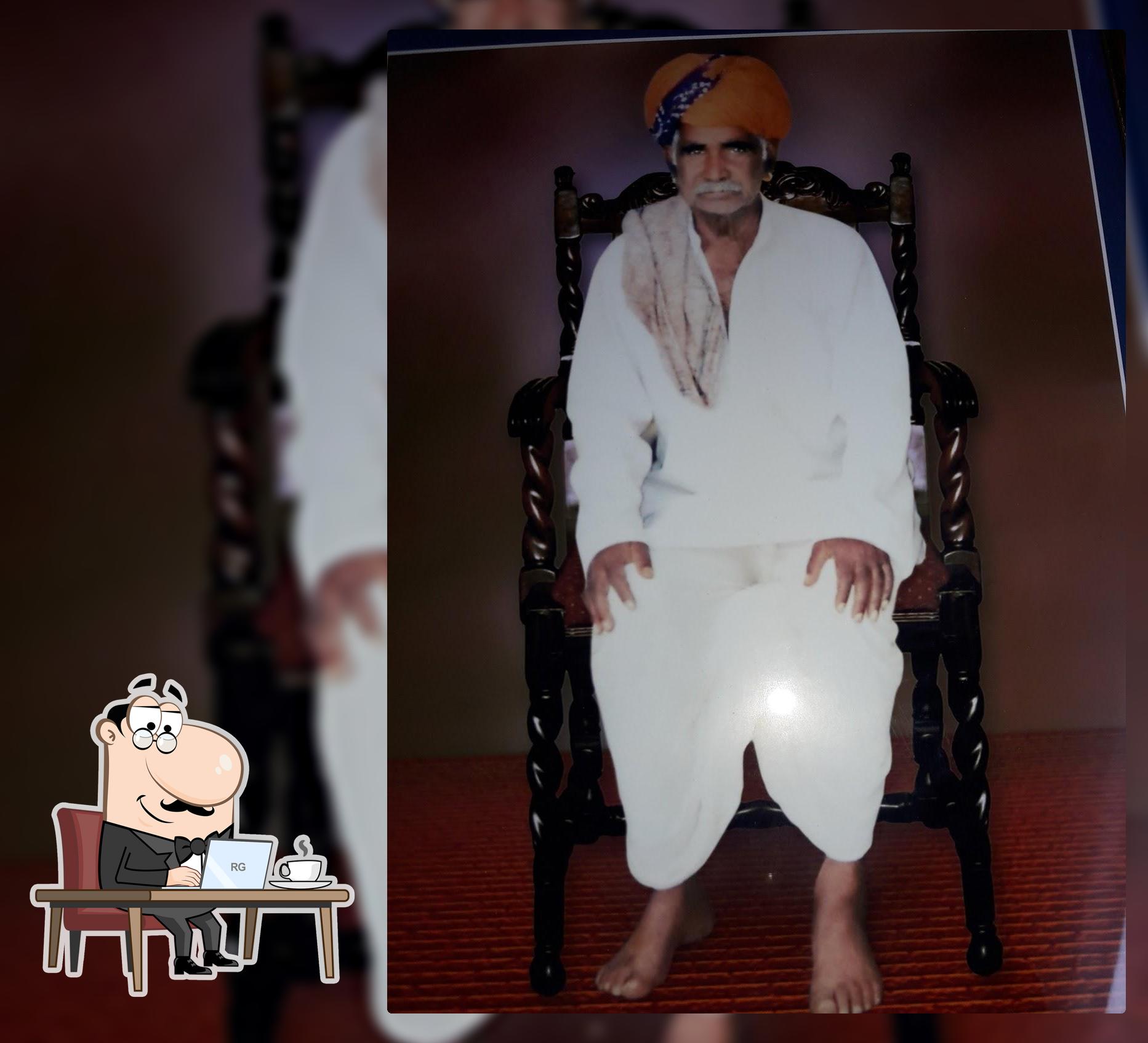 Ratan restaurant Ladnun