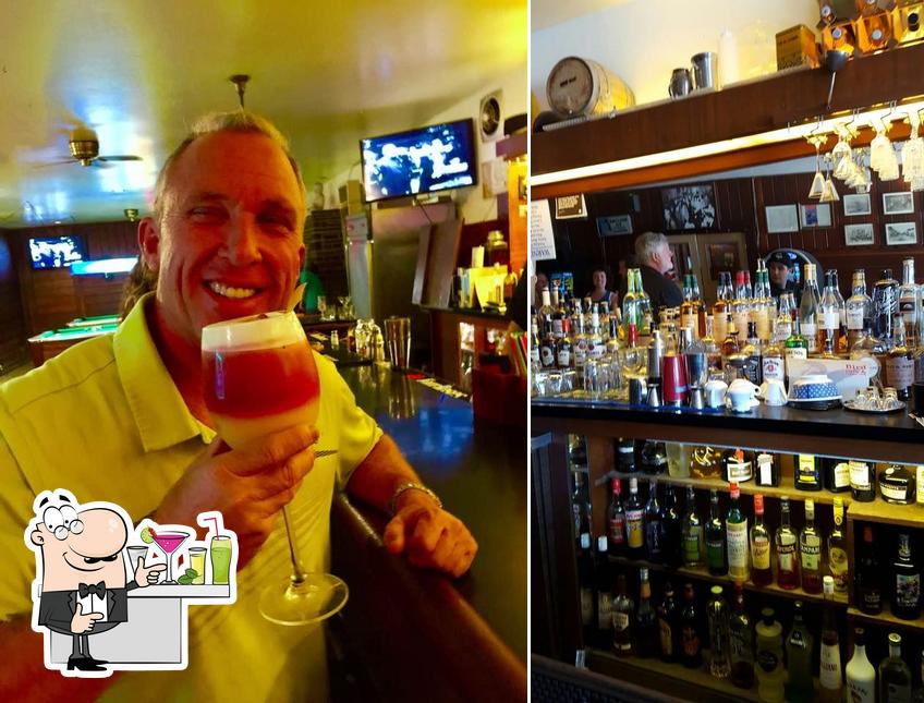 Sign of the Whale in Point Arena Restaurant reviews