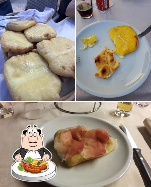 Cibo al Pizzeria del popolo