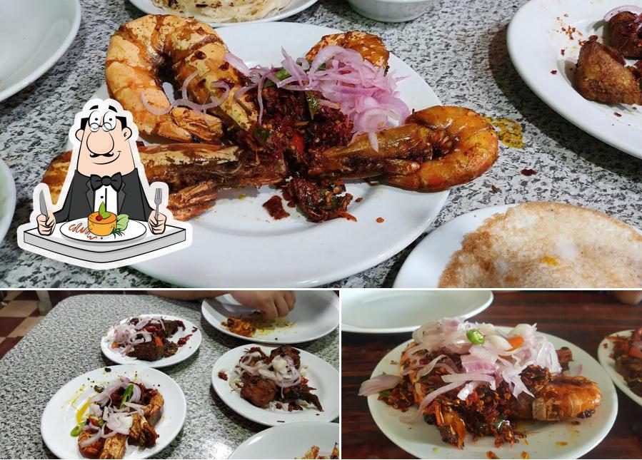 Food at Usthad Hotel