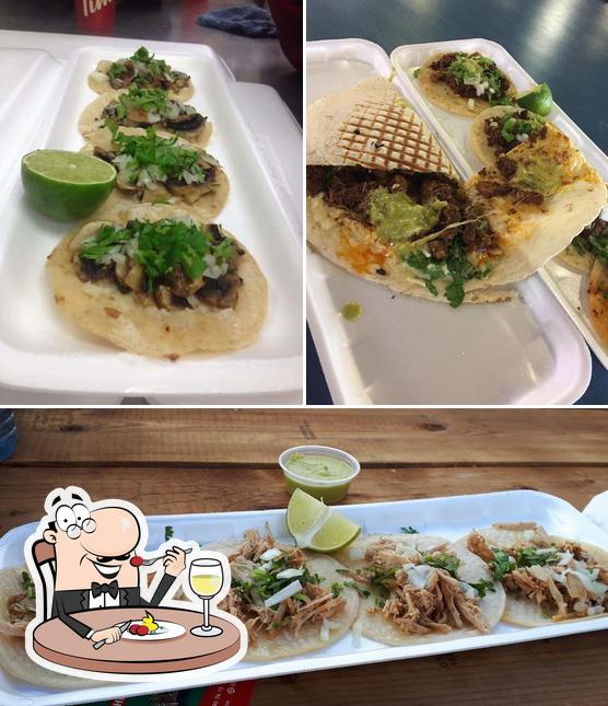 Nourriture à IMPAC TACO - Tacos - Resto Mexicain - Churros - Traiteur/Catering