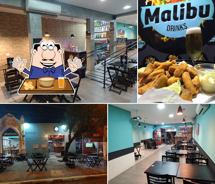 Comida em Bar Malibu Drinks