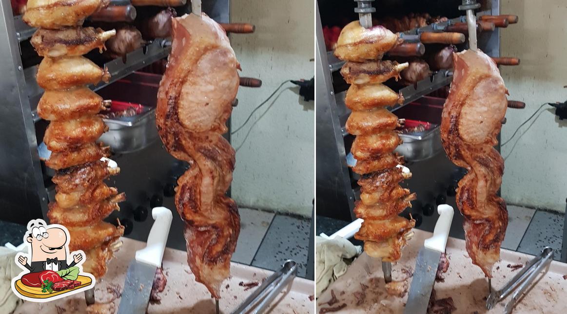 Escolha refeições de carne no Restaurante Fogão Gaúcho