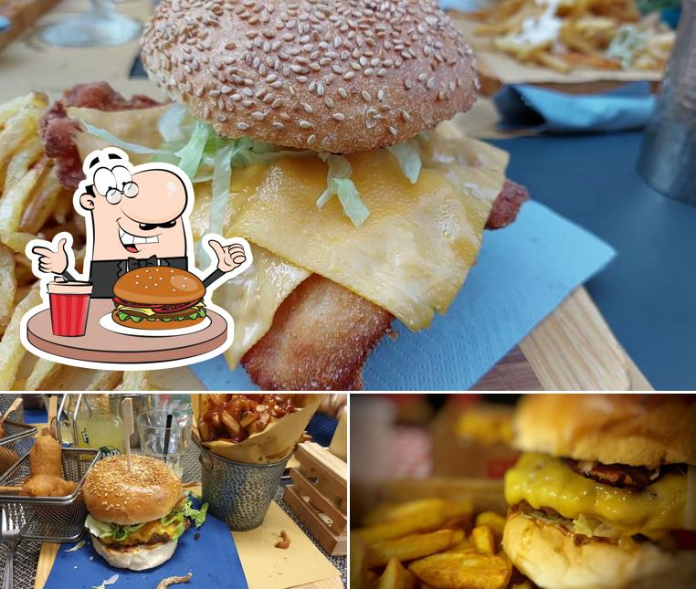 Gli hamburger di dAm "Il Folle Bistrot" potranno soddisfare i gusti di molti