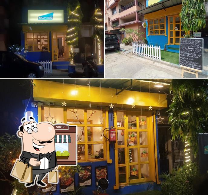 Check out how Bollywood Cafe looks outside
