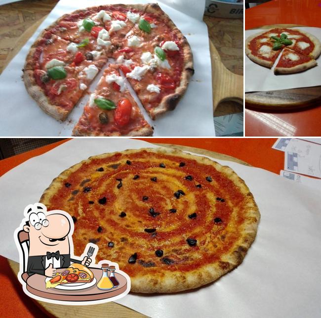 Prova una pizza a Officina Della Pizza Di Ghelli Paolo