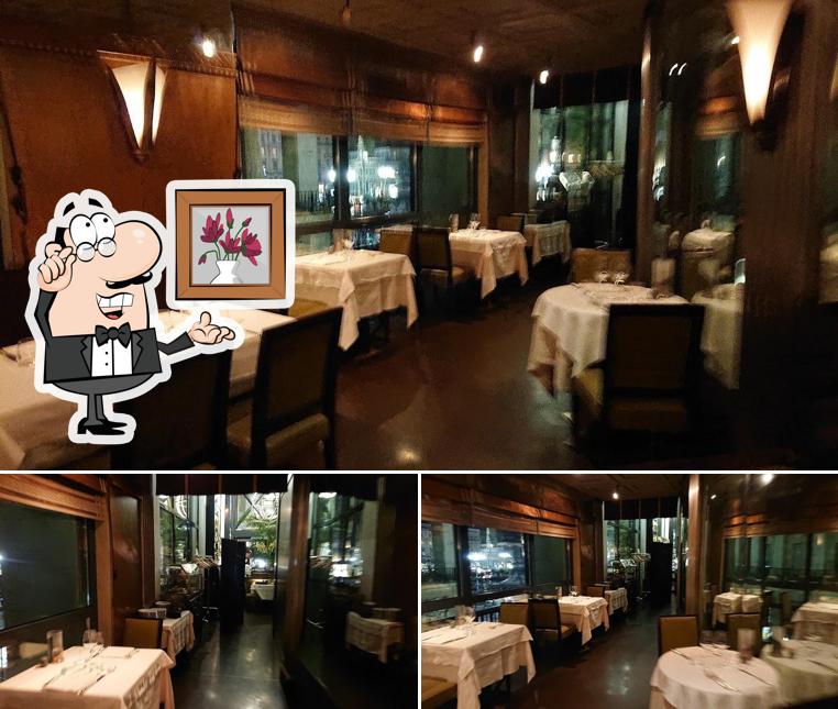 Gli interni di Giacomo Caffè Letterario